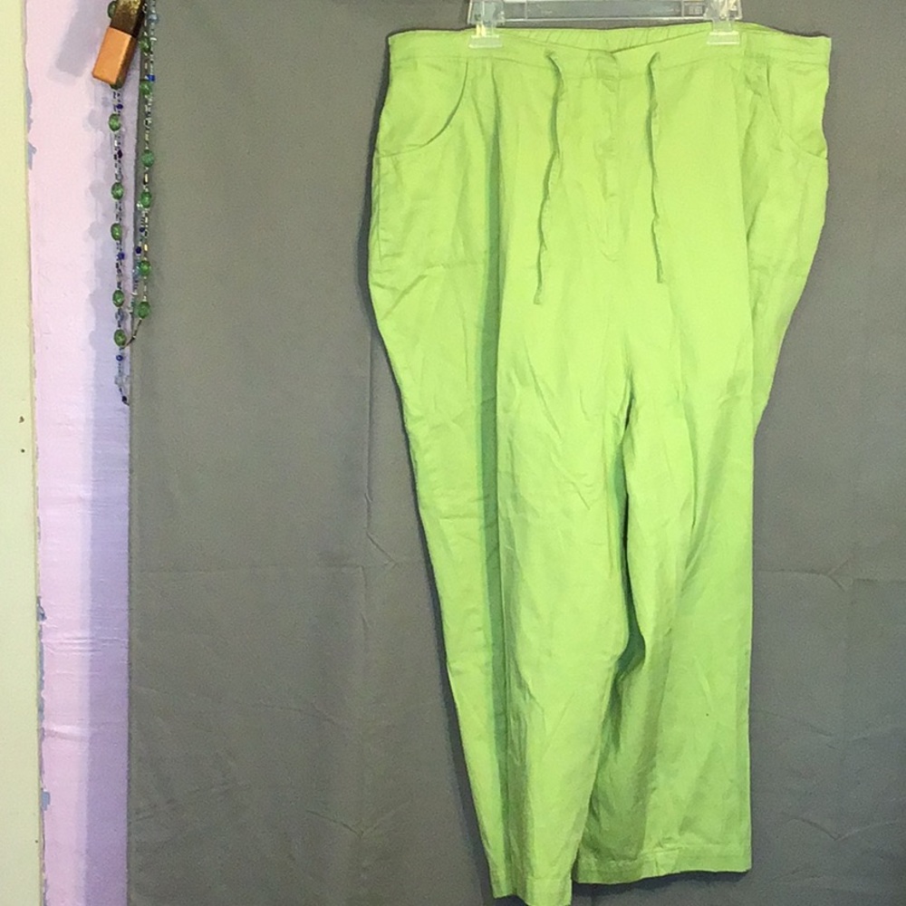 NO TAGS - women’s adjustable waist, pants, 3X green